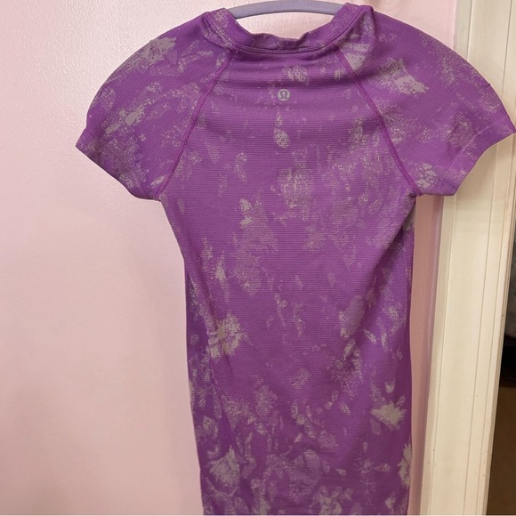lululemon swiftly tech, moonlit magenta, worn twice, size 0 - Picture 2 of 3